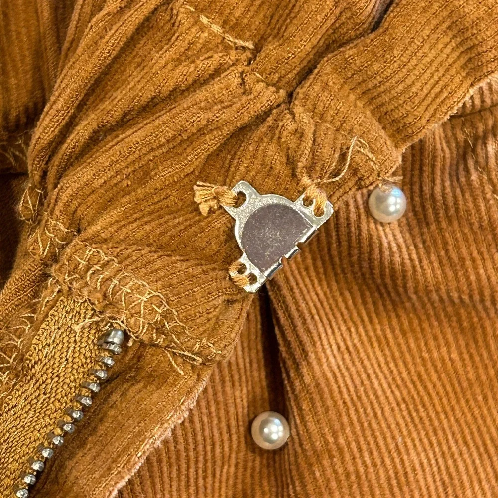 Fantastic Fawn Brown Corduroy Cuff Short with Pearl Accent Paper Bag Waist L